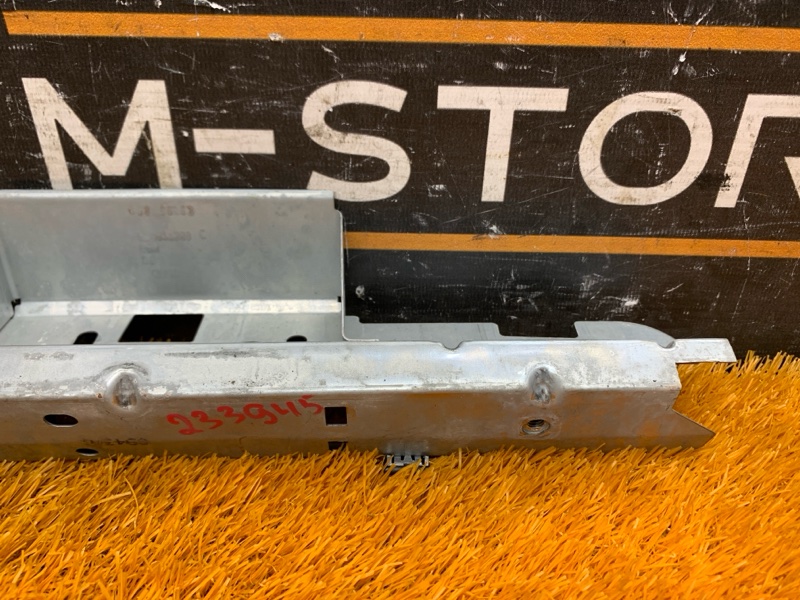 Кронштейн ручки открывания багажника, 250 рублей, Красноярск