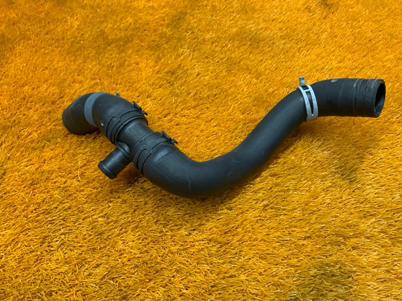 Патрубок радиатора верхний, 870 рублей, Красноярск