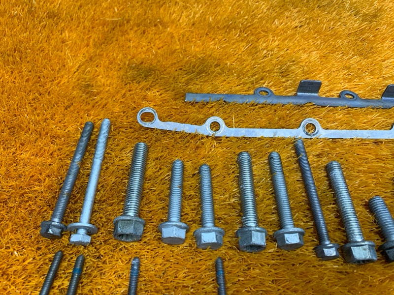 Болты и гайки ДВС, 950 рублей, Красноярск