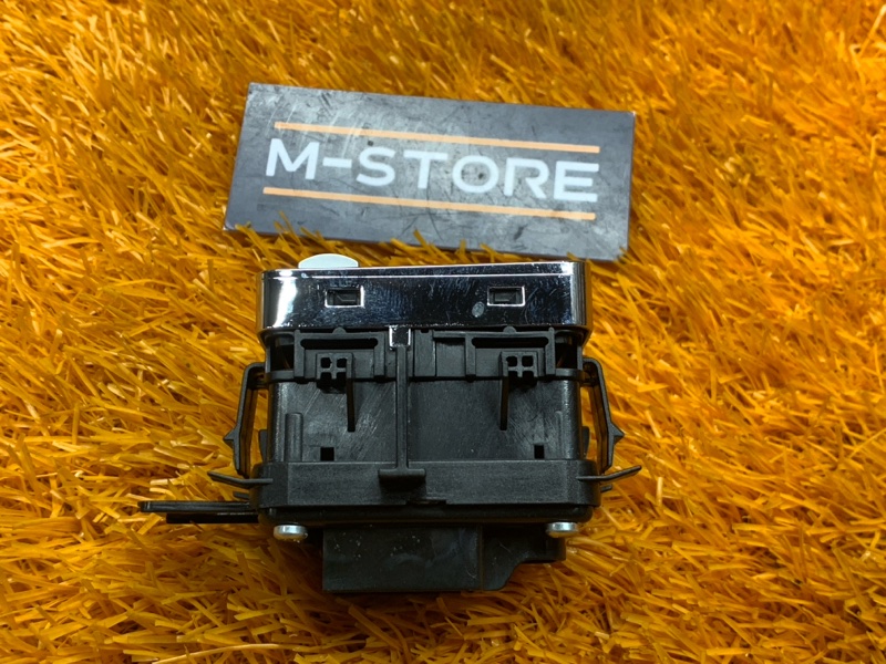 кнопка стеклоподъемника, 670 рублей, Красноярск