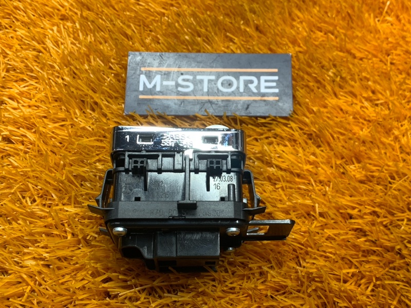 кнопка стеклоподъемника, 670 рублей, Красноярск