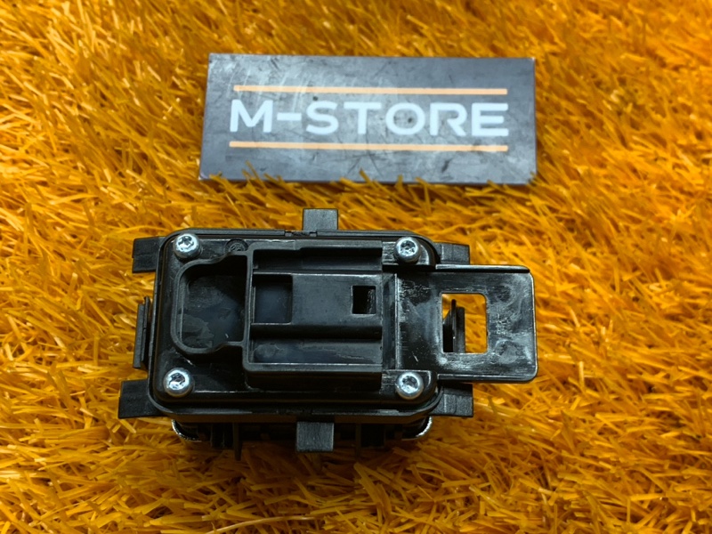 кнопка стеклоподъемника, 670 рублей, Красноярск