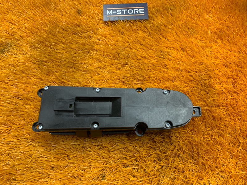 Блок управления стеклоподъемниками, 3840 рублей, Красноярск