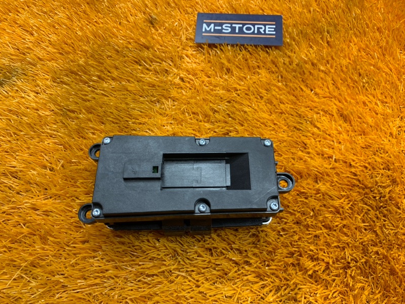 Блок управления стеклоподъемниками, 1000 рублей, Красноярск