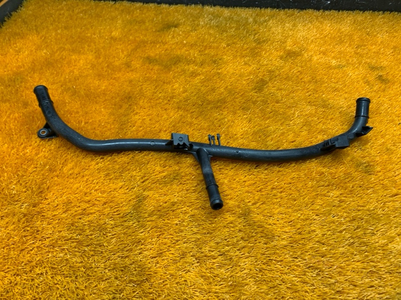 Патрубок системы охлаждения, 1240 рублей, Красноярск