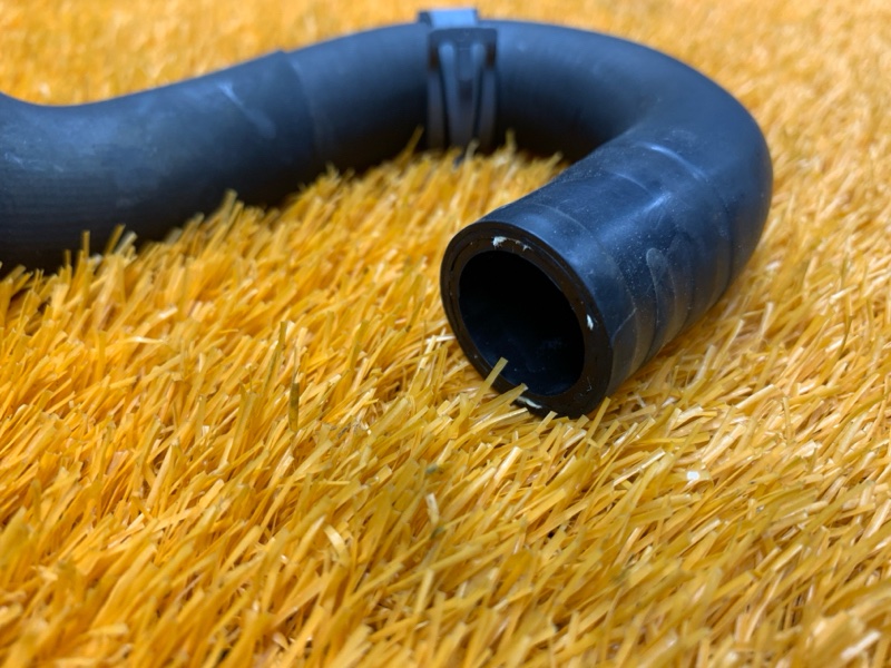 Патрубок системы охлаждения, 1400 рублей, Красноярск