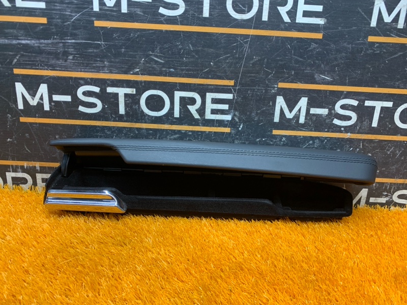 Подлокотник двери, 950 рублей, Красноярск