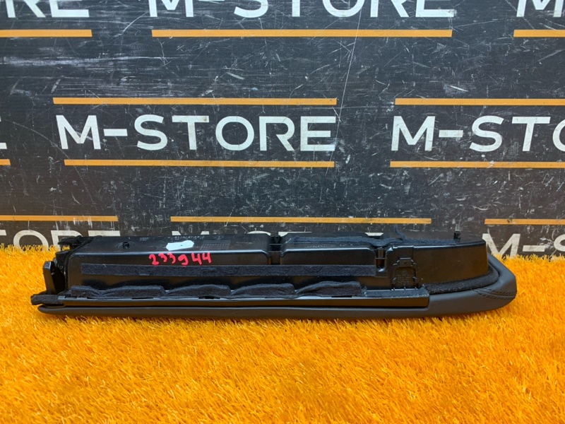 Подлокотник двери, 950 рублей, Красноярск