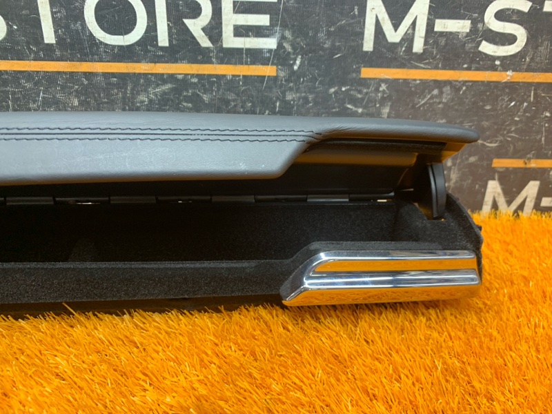 Подлокотник двери, 950 рублей, Красноярск