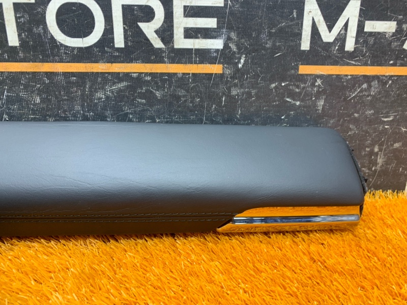 Подлокотник двери, 950 рублей, Красноярск