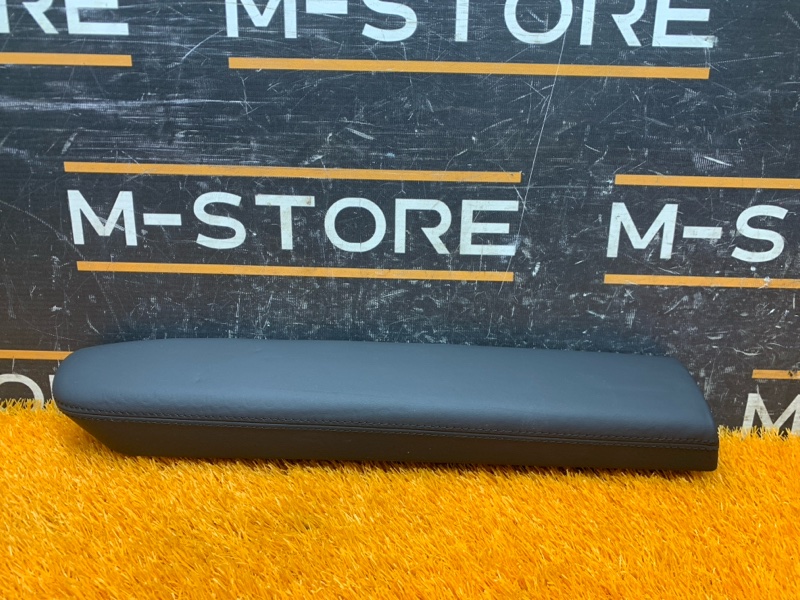 Подлокотник двери, 700 рублей, Красноярск