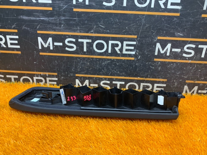 Подлокотник двери, 700 рублей, Красноярск