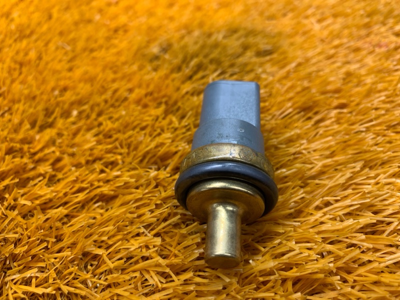 датчик температуры охлаждающей жидкости, 200 рублей, Красноярск