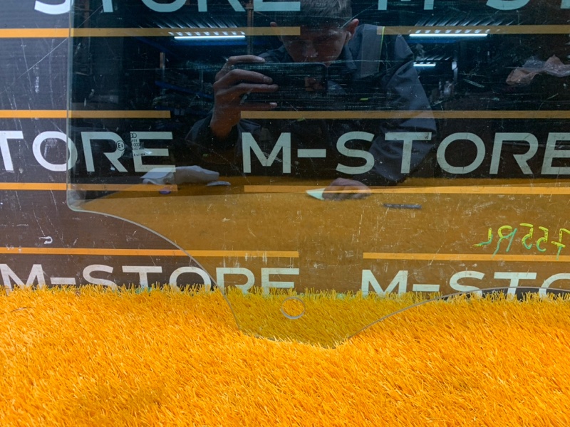 Стекло боковое, 1640 рублей, Красноярск