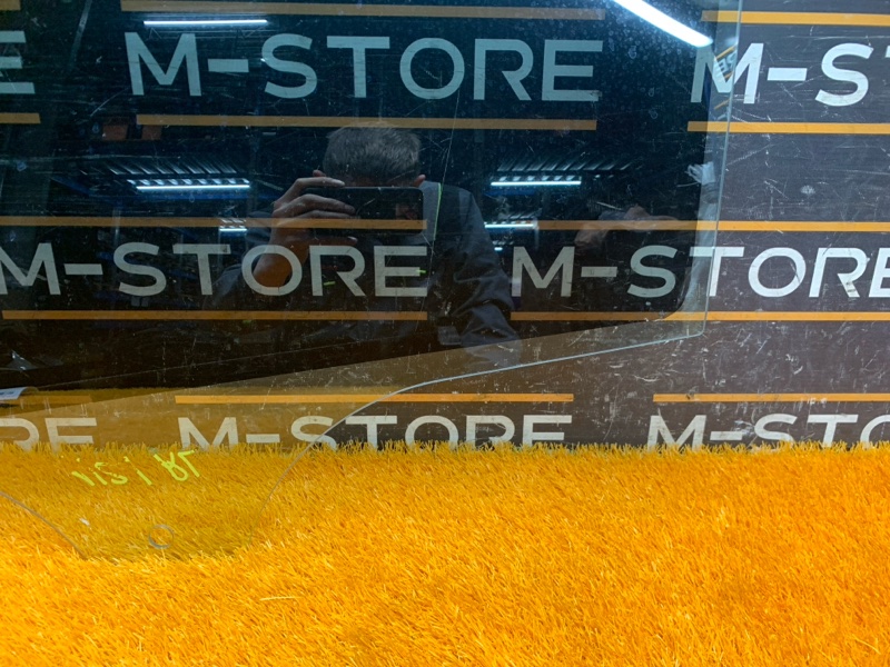 Стекло боковое, 4090 рублей, Красноярск