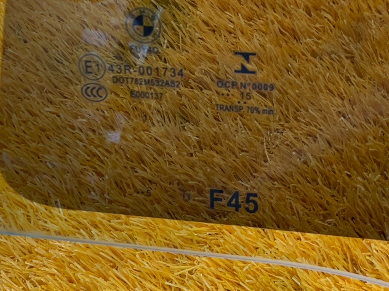 Стекло боковое, 4090 рублей, Красноярск