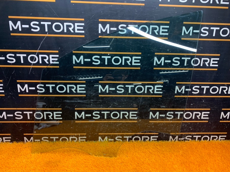 Стекло боковое, 4090 рублей, Красноярск