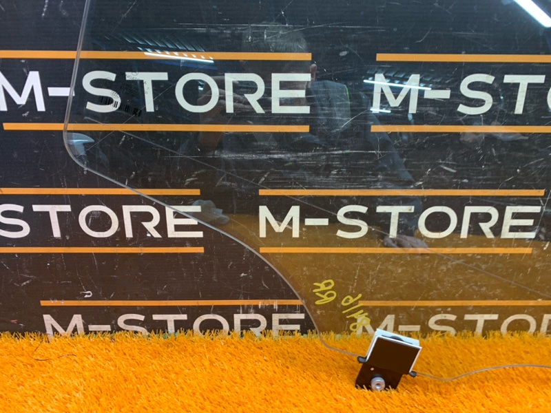 Стекло боковое, 4090 рублей, Красноярск