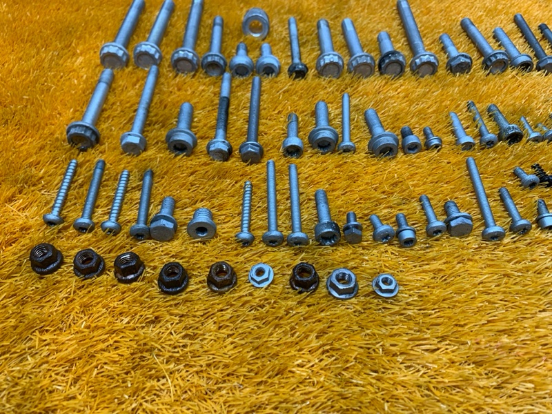 Болты и гайки ДВС, 1030 рублей, Красноярск