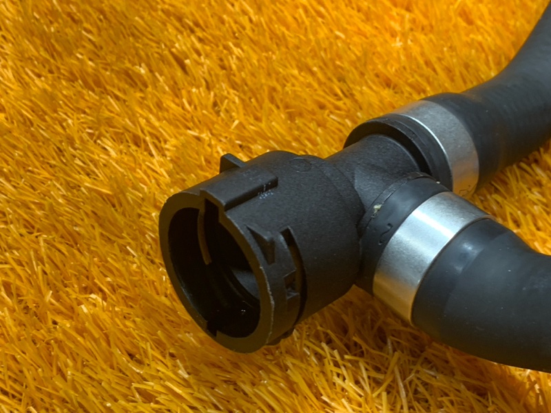 Патрубок системы охлаждения, 1640 рублей, Красноярск