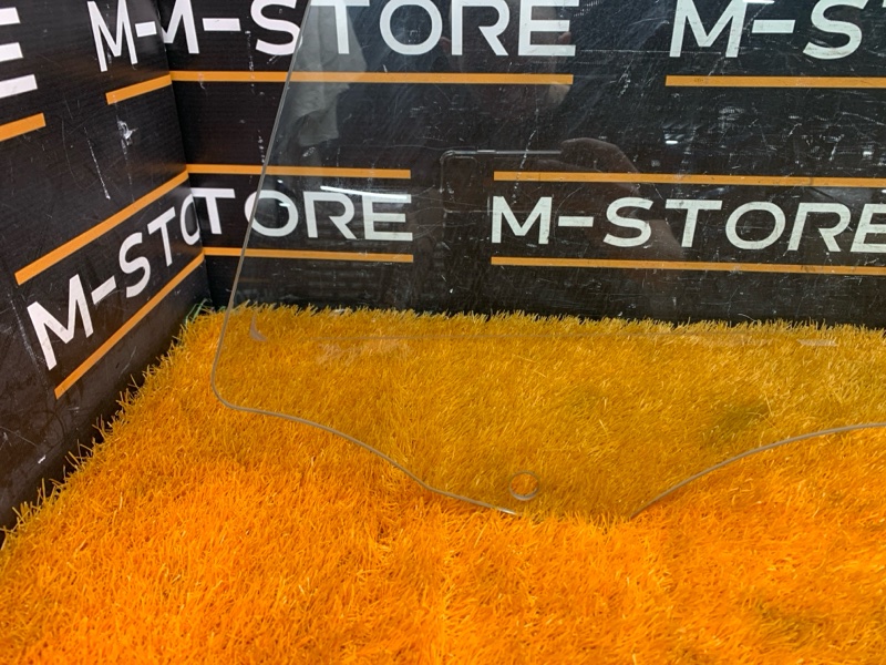 Стекло боковое, 750 рублей, Красноярск