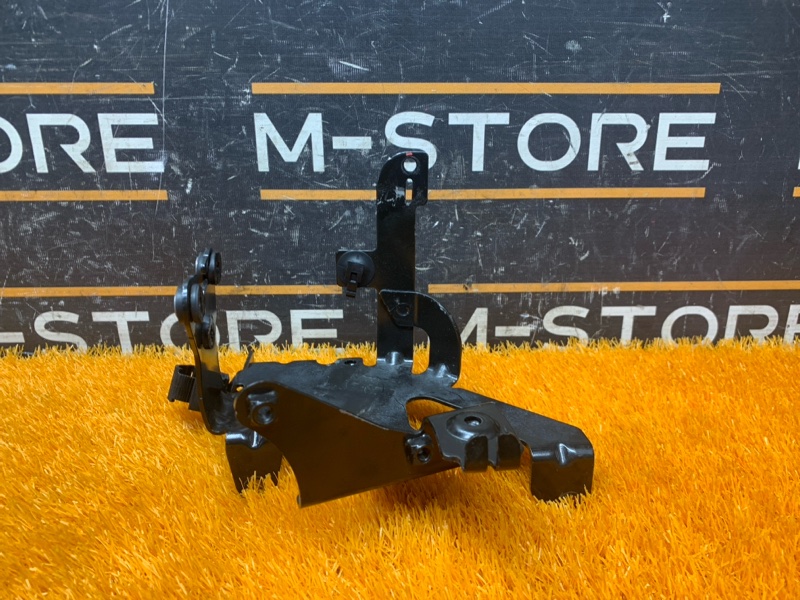 кронштейн, 790 рублей, Красноярск