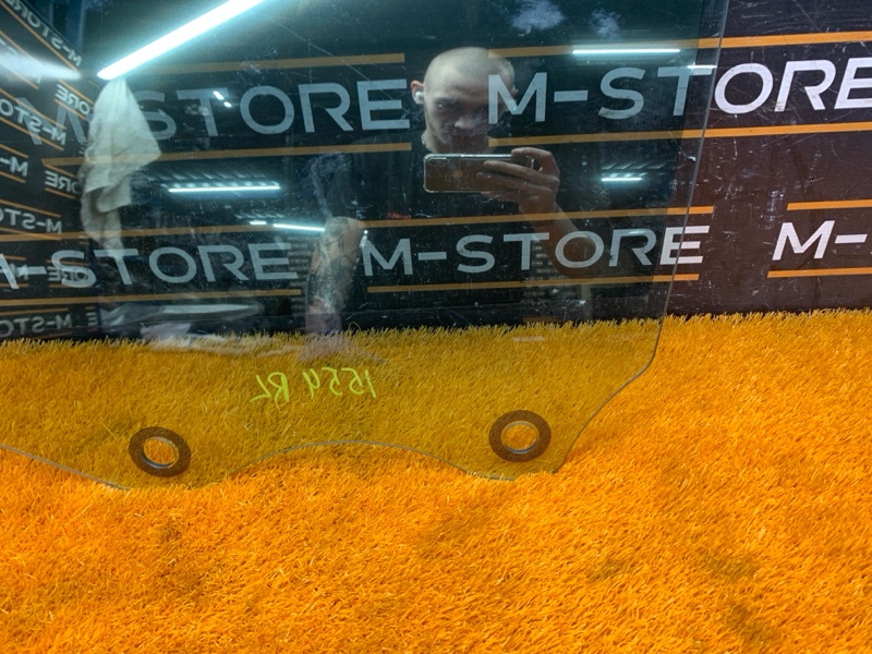 Стекло боковое, 4090 рублей, Красноярск