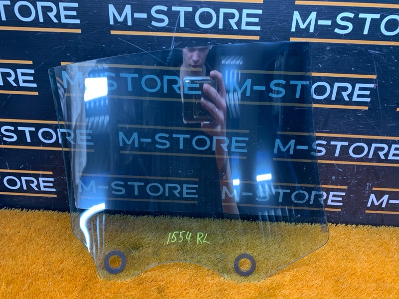 Стекло боковое, 4090 рублей, Красноярск