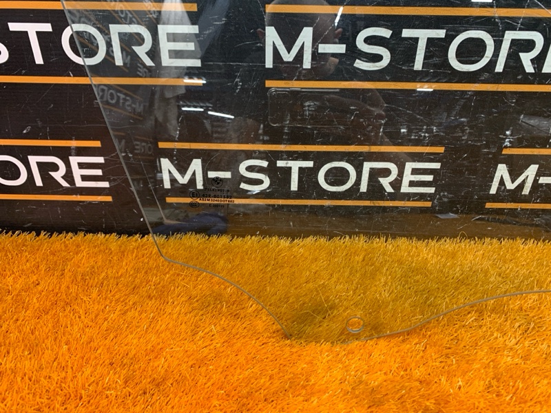 Стекло боковое, 750 рублей, Красноярск