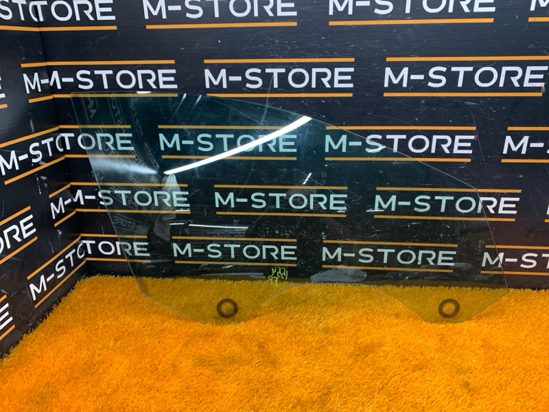 Стекло боковое, 4090 рублей, Красноярск