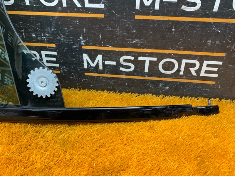 Стекло боковое, 2870 рублей, Красноярск