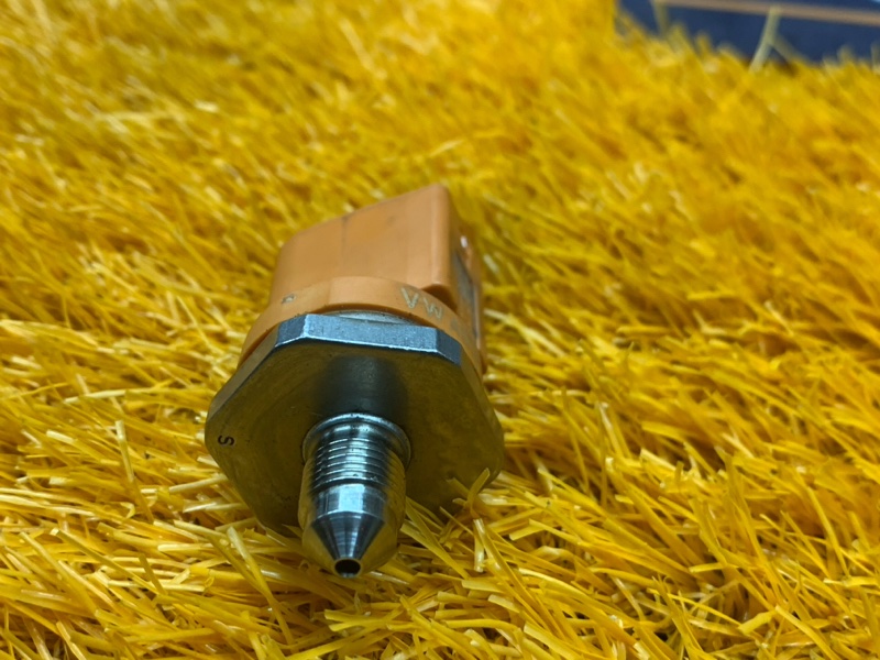 датчик давления топлива, 670 рублей, Красноярск