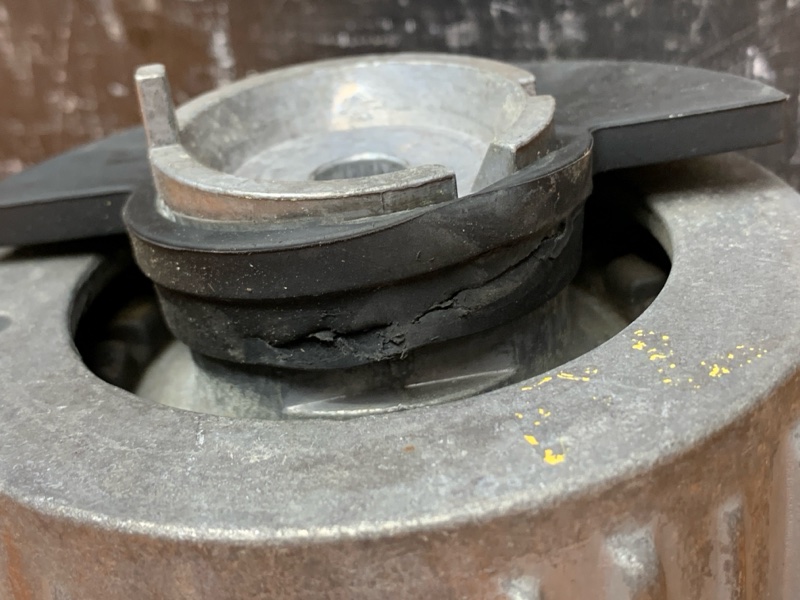 подушка двигателя, 3500 рублей, Красноярск