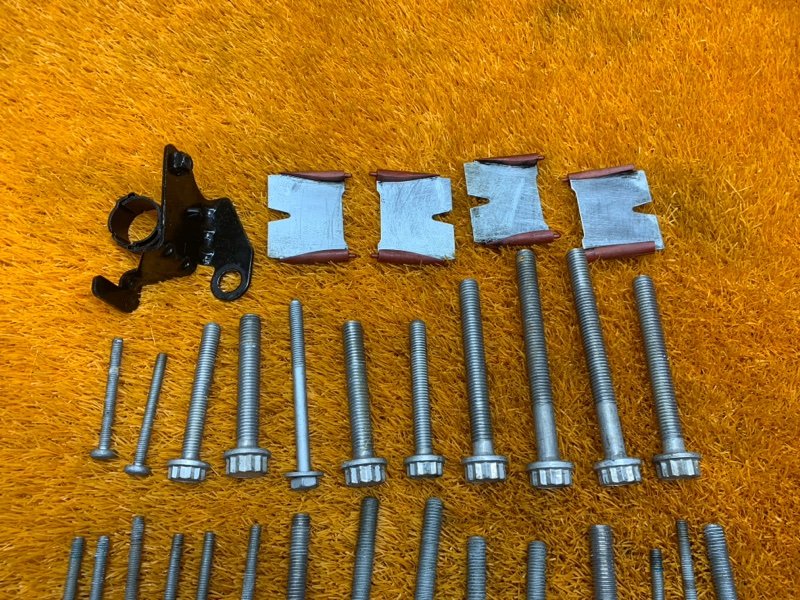 Болты и гайки ДВС, 1180 рублей, Красноярск