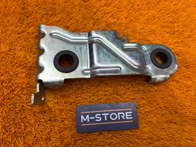 кронштейн, 300 рублей, Красноярск