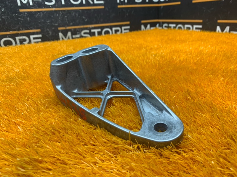 Кронштейн двигателя, 1560 рублей, Красноярск