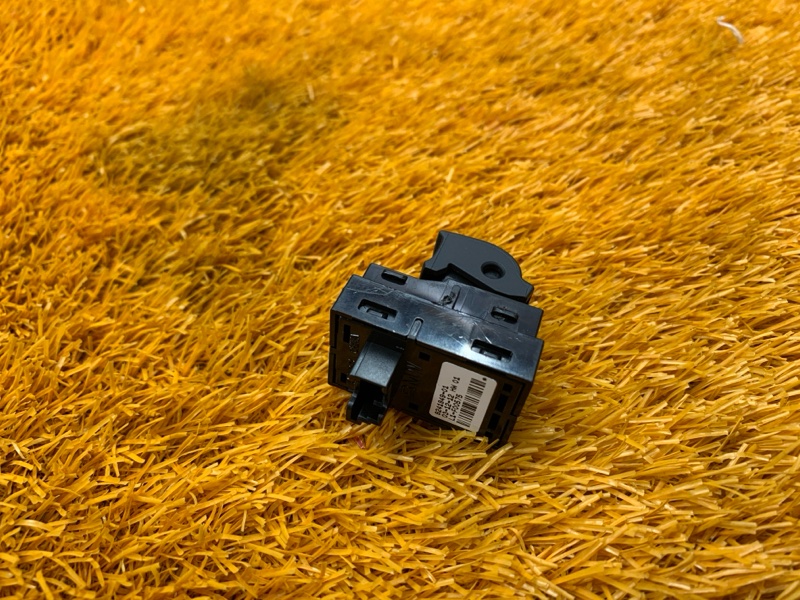 кнопка стеклоподъемника, 200 рублей, Красноярск