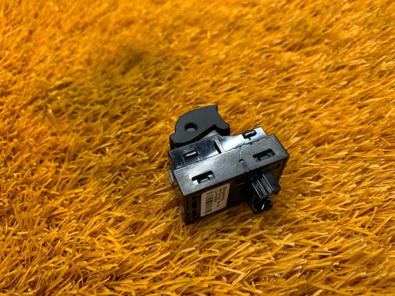 кнопка стеклоподъемника, 200 рублей, Красноярск