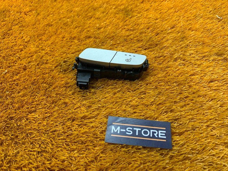 Кнопка подогрева сидений, 800 рублей, Красноярск