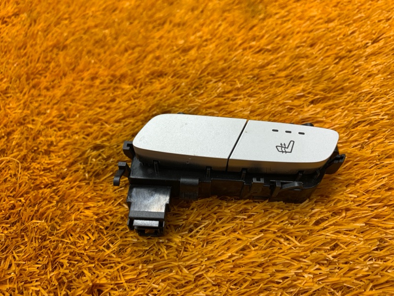 Кнопка подогрева сидений, 800 рублей, Красноярск