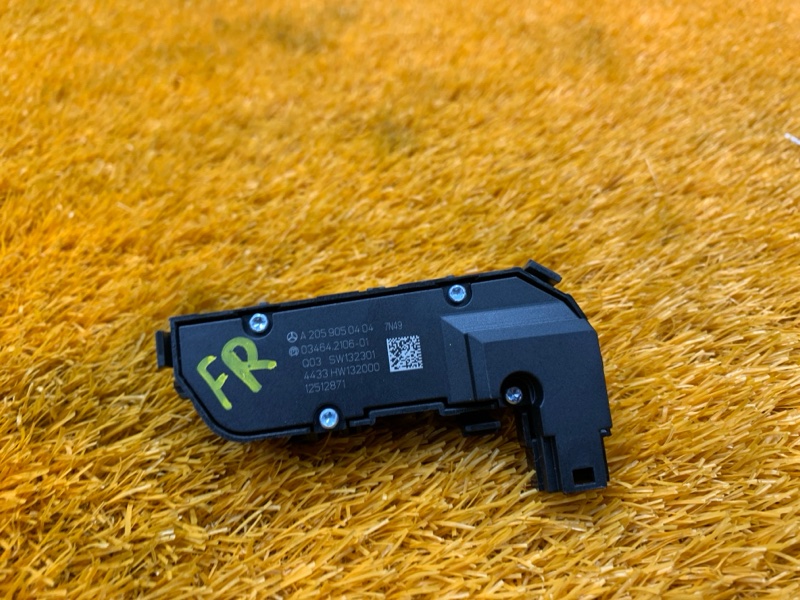 Кнопка подогрева сидений, 800 рублей, Красноярск