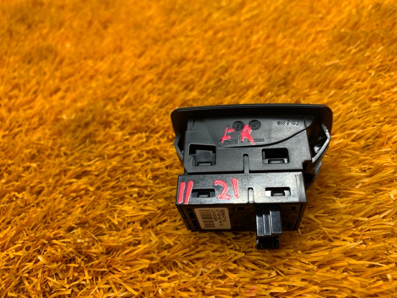 Кнопка открывания багажника, 700 рублей, Красноярск