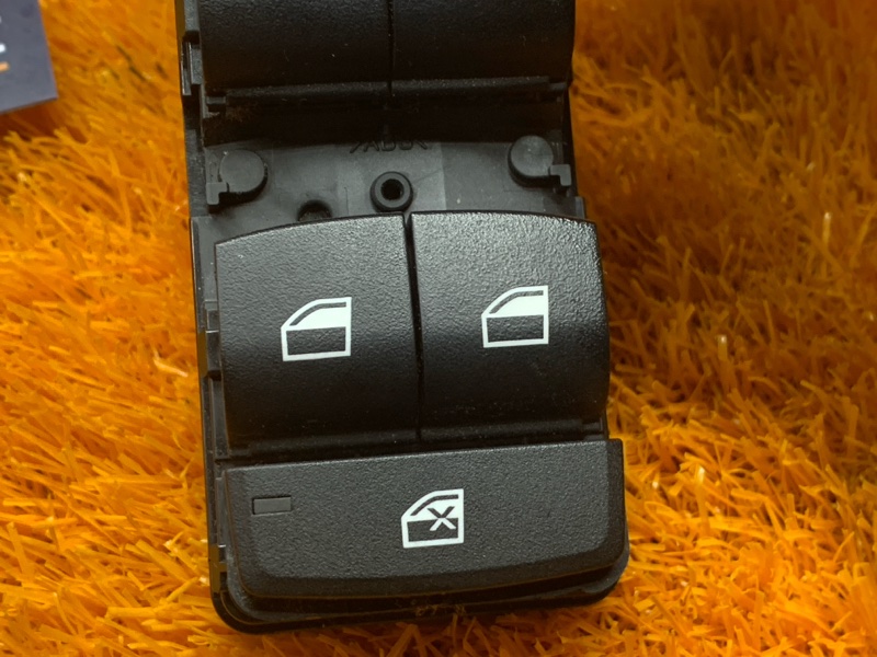 Блок управления стеклоподъемниками, 2560 рублей, Красноярск