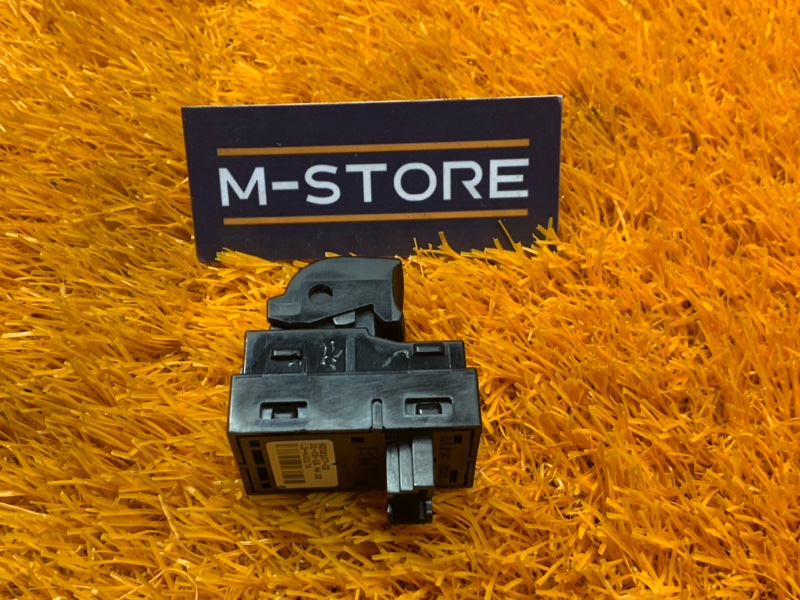 кнопка стеклоподъемника, 200 рублей, Красноярск