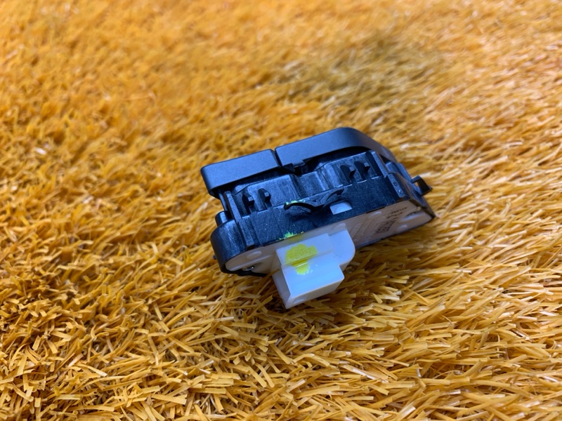 Кнопка центрального замка, 420 рублей, Красноярск