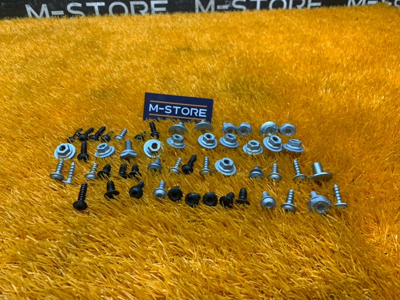 Болты и гайки дверей, 490 рублей, Красноярск