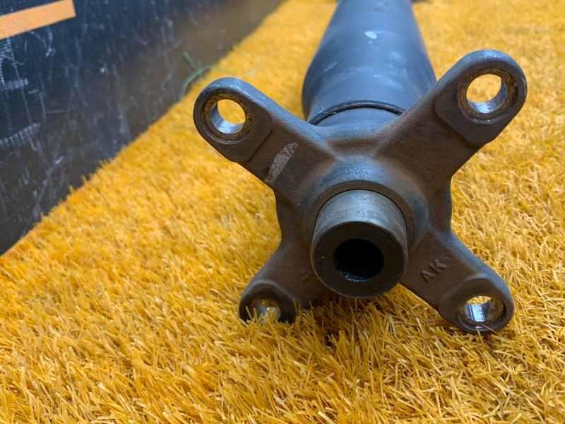 карданный вал, 9300 рублей, Красноярск