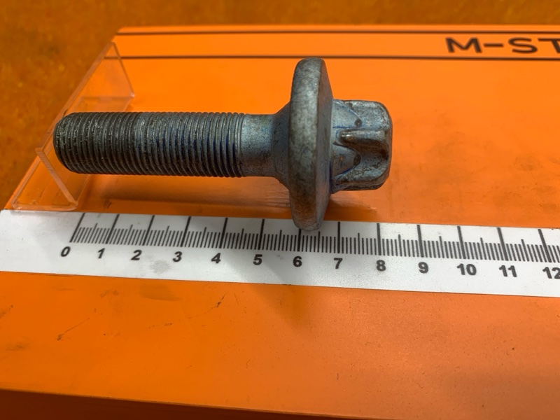 Болт привода, 250 рублей, Красноярск