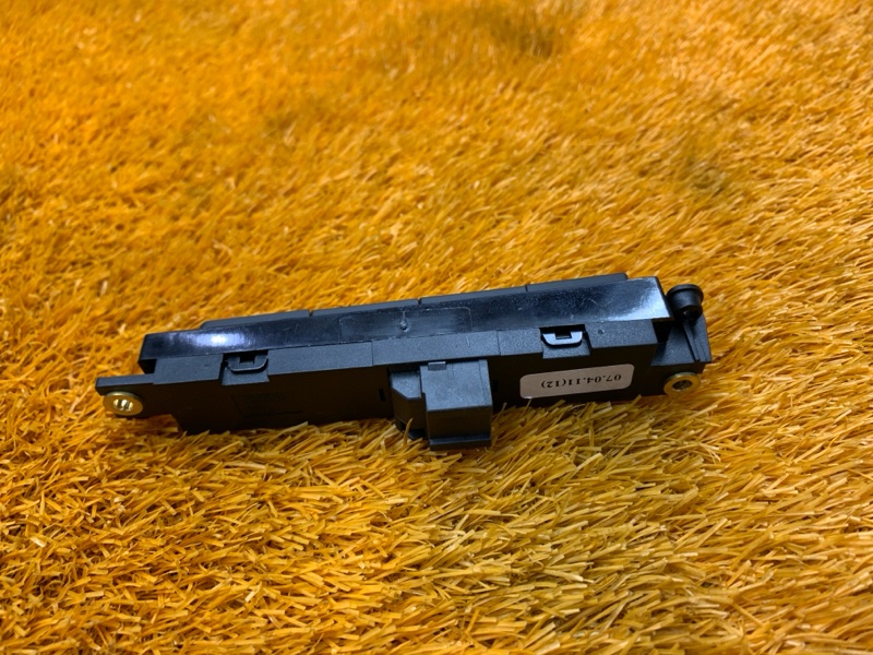 кнопка памяти сидений, 500 рублей, Красноярск