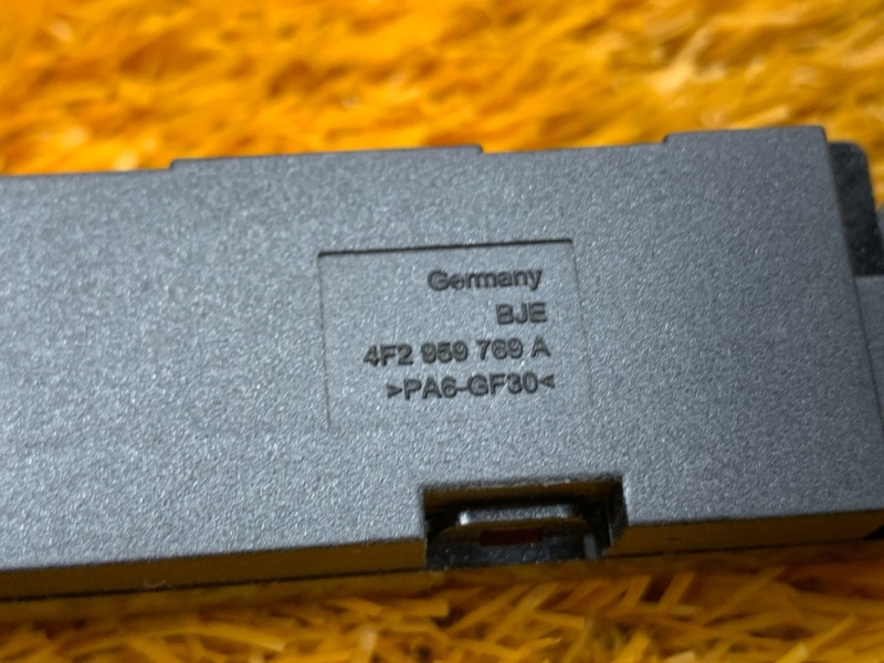 кнопка памяти сидений, 500 рублей, Красноярск